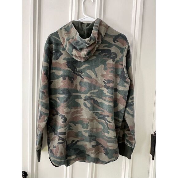 Galaxy by Harvick Men's camouflage hoodie with chevron stripe M - Picture 3 of 3